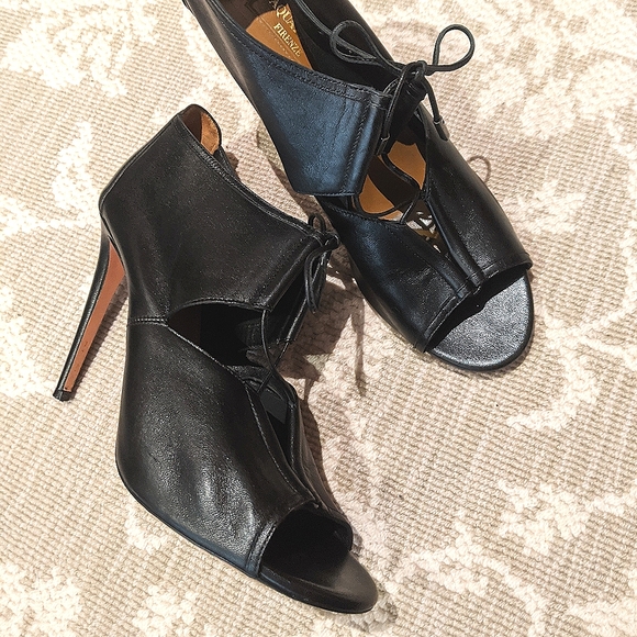 Aquazzura black leather lace up heels - Picture 2 of 8